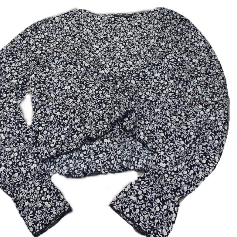 ⚡️ SHEIN Tie Front Crop Top